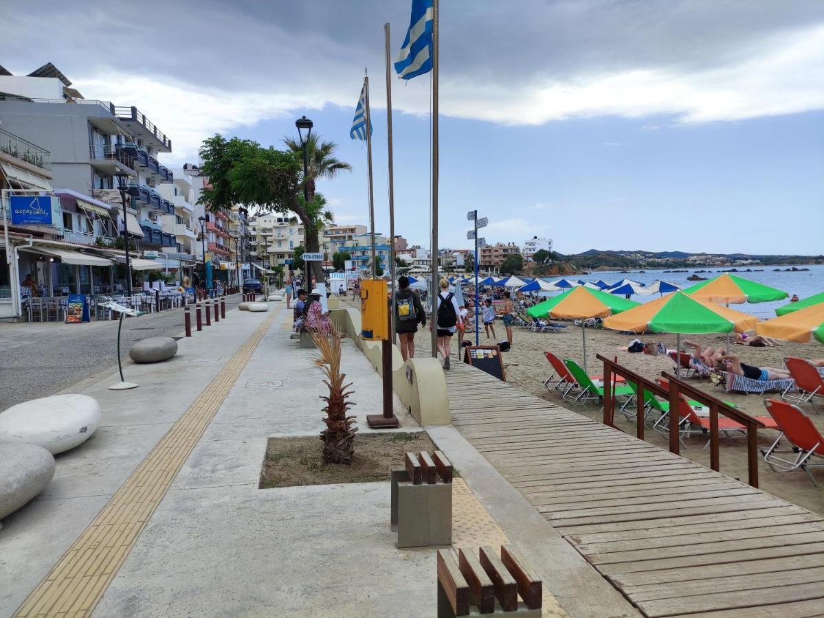 Steps From The Beach Aprt La Canea Exterior foto