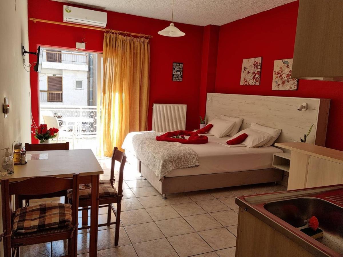 Steps From The Beach Aprt La Canea Exterior foto