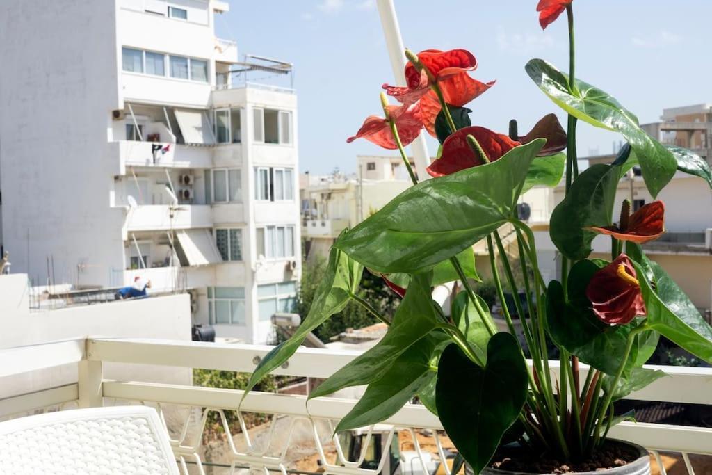 Steps From The Beach Aprt La Canea Exterior foto