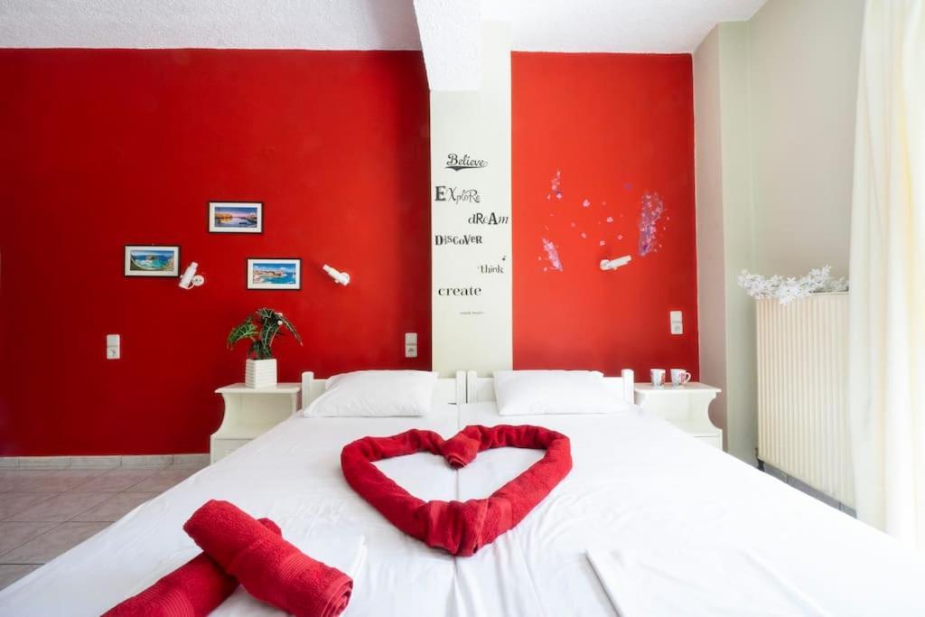 Steps From The Beach Aprt La Canea Exterior foto